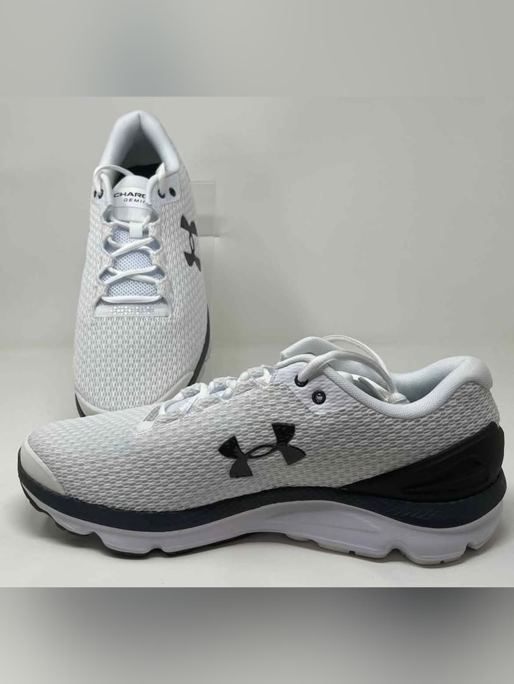 NEW Men's Size 13 Under Armour Charged Gemini White and Black Mesh Sneakers